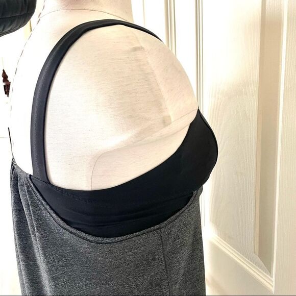 Lululemon Back on Track tank top - Picture 4 of 12